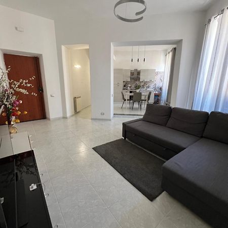 Port House Apartamento Civitavecchia Exterior foto