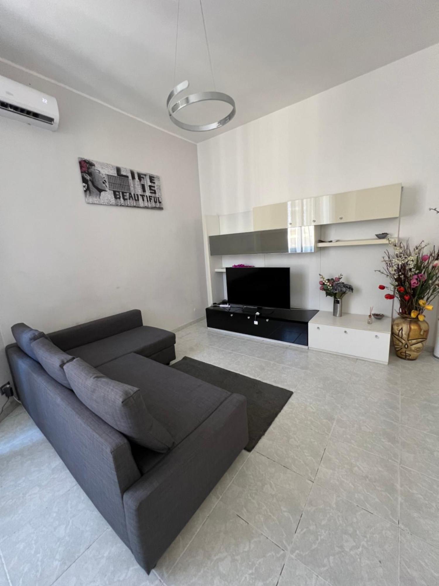 Port House Apartamento Civitavecchia Exterior foto